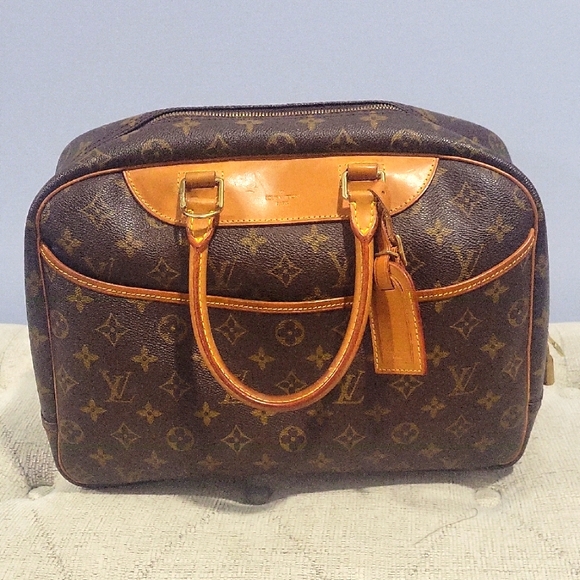 Louis Vuitton Deauville - Picture 1 of 12